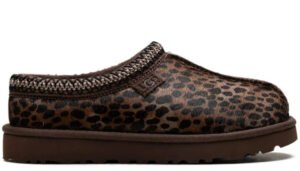 Tasman "Caspian Burnt Cedar" slippers