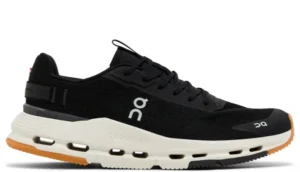 ON Cloudnova Form 2 'Black Ivory'